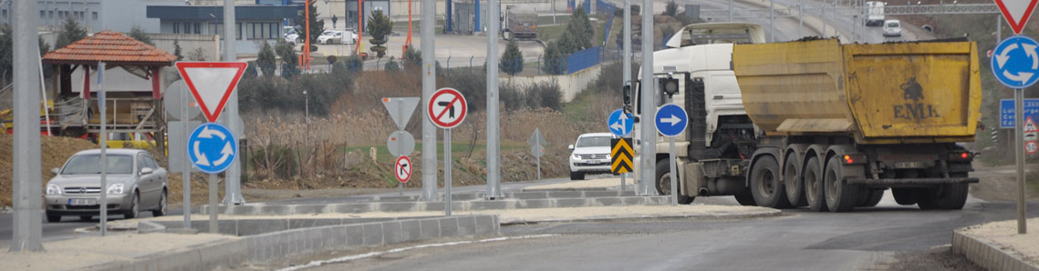 Bu kavşak kazalara gebe