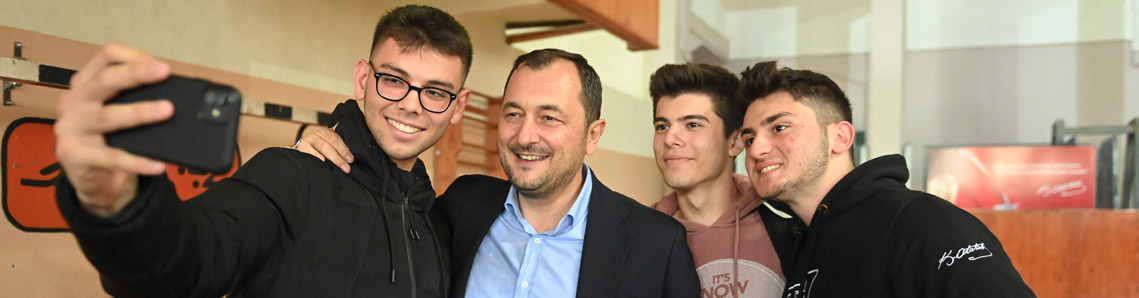 Yüksel