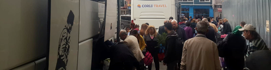 Tren yolcuları yolda kaldı