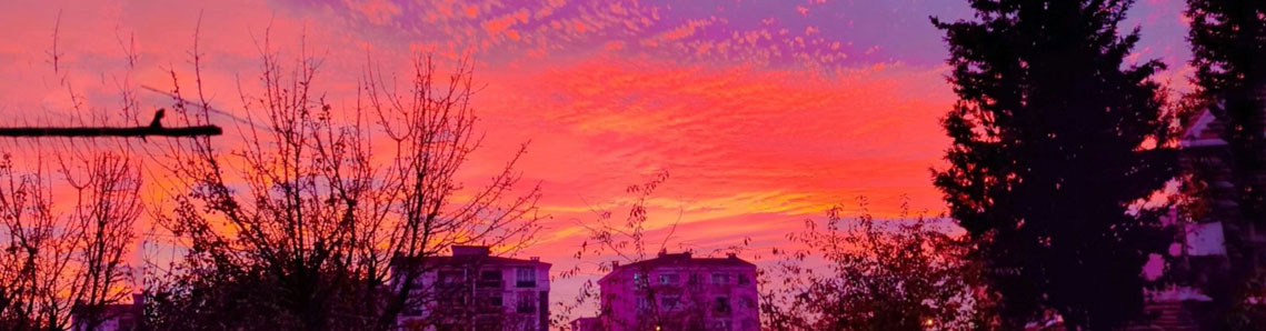 Gökyüzü kızıla boyandı! Eşsiz manzara