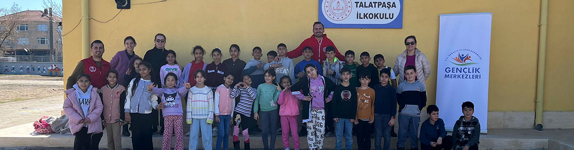 Güneşli havanın tadını çıkardılar