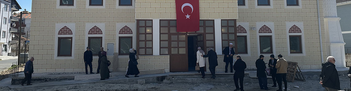 İrfan Uysal Camii ibadete açıldı