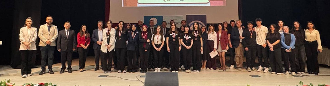 Muratlı Anadolu Lisesi, birinciliği kaptırmadı