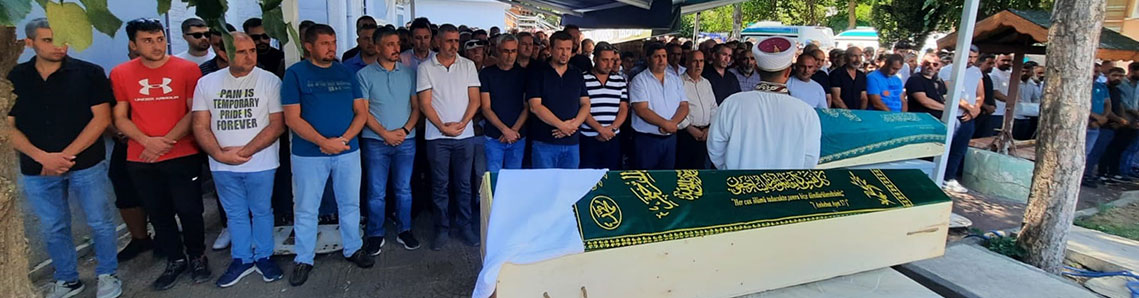 Kazada yaşamını yitirenlerin cenazeleri toprağa verildi
