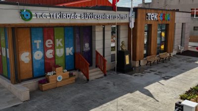 Tekirdağ Büyükşehir Belediyesi’nin eğitimde fırsat eşitliği anlayışıyla hayata geçirdiği TEK